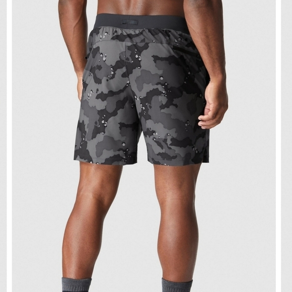🌸Fabletics | Mens Camouflage Athletic‎ Shorts S - Picture 8 of 13